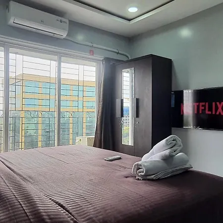 1bhk - Royale And Close By Airport Apartment Mumbai