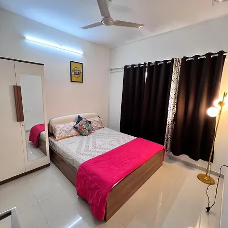 Fully Furnished 1bhk Goregaon,malad East Apartment Mumbai
