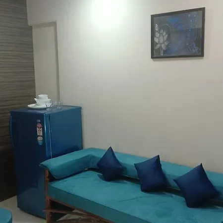 Private 1 Bedroom Cosy Nr Vivanta Malad West Apartment