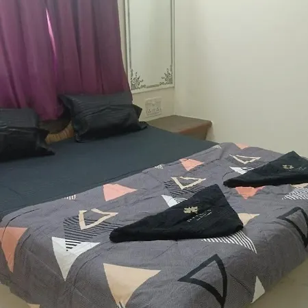 Private 1 Bedroom Cosy Nr Vivanta Malad West Mumbai
