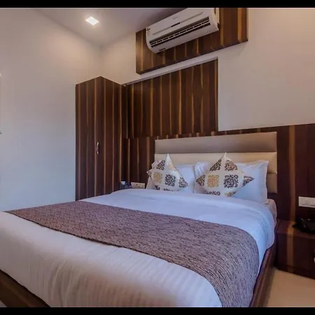 Golden Palms Hotel Mumbai