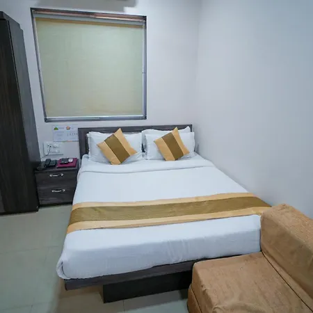 Skylink Hospitality Mahalaxmi Hotel