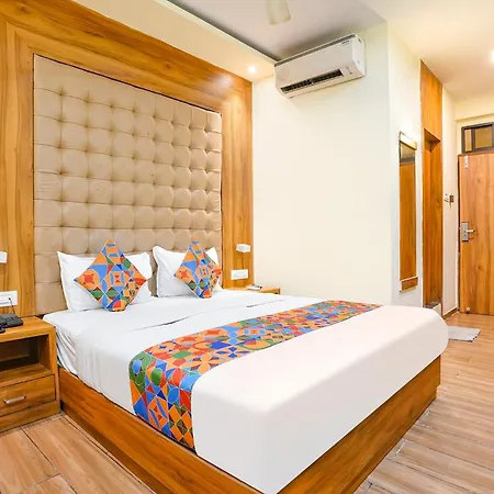 Hotel Fabhotel Cozy - Nr International Airport