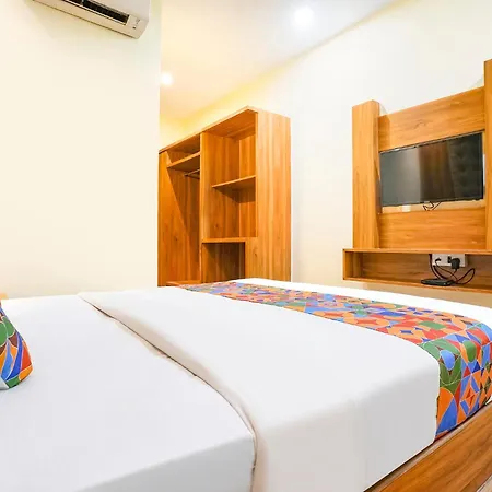 Fabhotel Cozy - Nr International Airport Mumbai