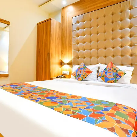 Fabhotel Cozy - Nr International Airport 3*