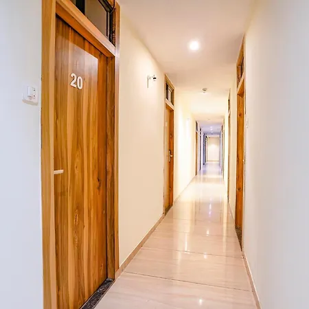 Fabhotel Cozy - Nr International Airport 3* Mumbai