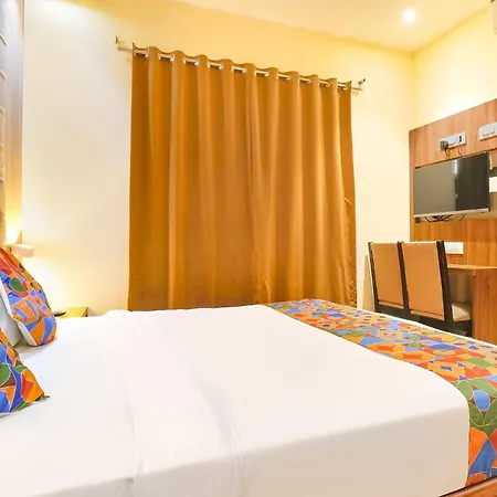 Fabhotel Cozy - Nr International Airport Mumbai