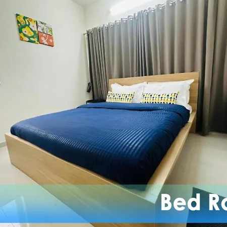 1br Service Aprt In Malad Apartment Mumbai
