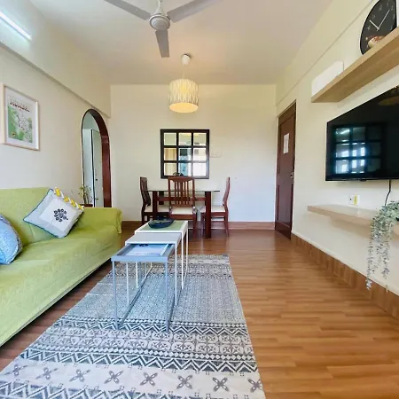 Apartment 2 Bed 2 Bath Prime Bandra Sea Views 5