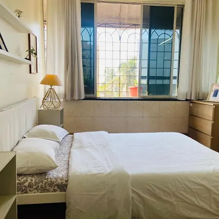 2 Bed 2 Bath Prime Bandra Sea Views 5 Mumbai