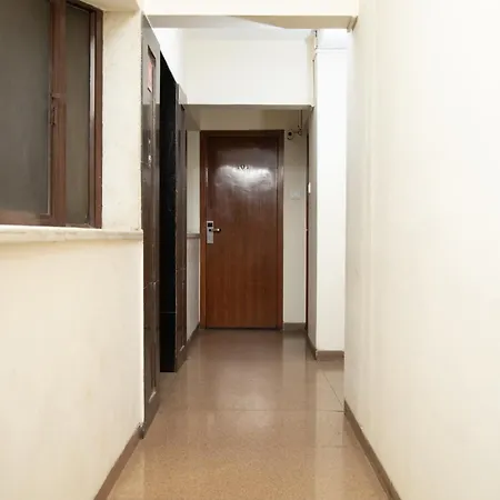 Hotel Jayshree By Anantaay Near Domestic Airport