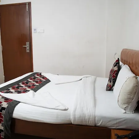Jayshree By Anantaay Near Domestic Airport