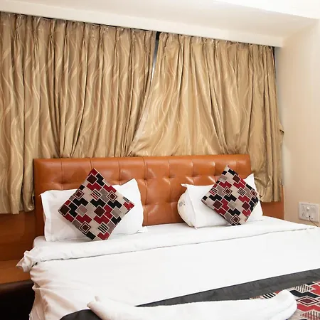 Jayshree By Anantaay Near Domestic Airport