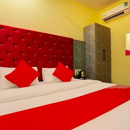 Hotel Collection O Goregaon West Mumbai