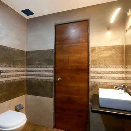 Atlas Plaza 3*