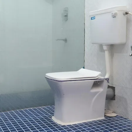 Guest house Sam's Outhouse