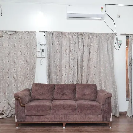 Guest house Sam's Outhouse Mumbai