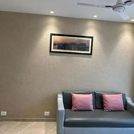 1br Theme In Powai * Mumbai