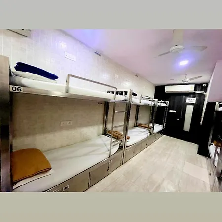 Hotels Serenity Ac Dormitory