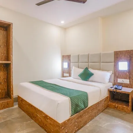 Hotel Crystal Place Mumbai
