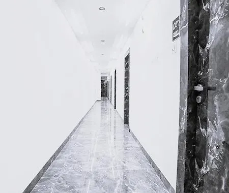 Hotel Fabhotel Pinnacle Mumbai