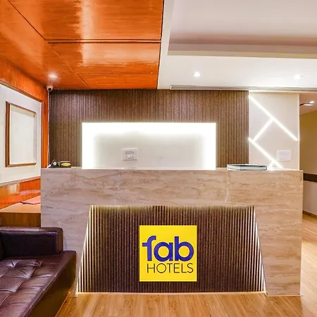Hotel Fabhotel Azure Mumbai