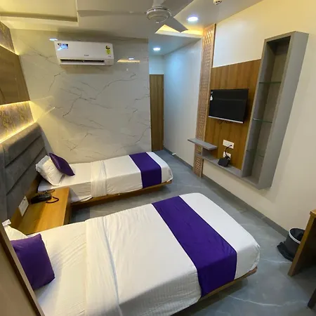 Bkc Gold View Near Bandra Kurla Complex Hotel 3*