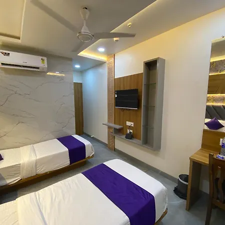 Bkc Gold View Near Bandra Kurla Complex Hotel