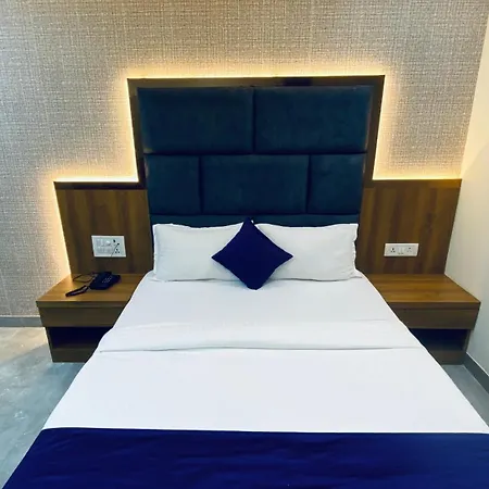 Hotel Bkc Gold View Near Bandra Kurla Complex 3*