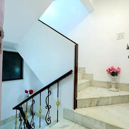 Presidential - Kandivali East Homestay