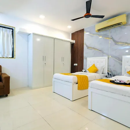 Presidential - Kandivali East Homestay Mumbai