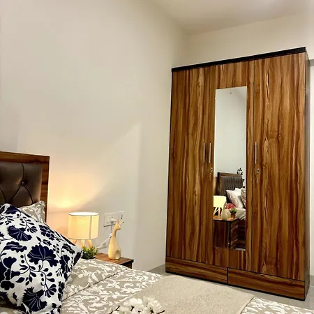 Vibrant 2 Bhk Near Airport Mumbai