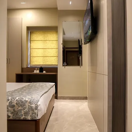 The Falcon - Inn Mumbai