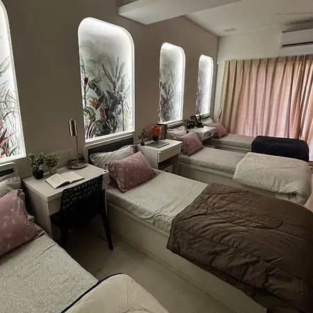 Hostel Starlivinn - Students Yearly Mumbai