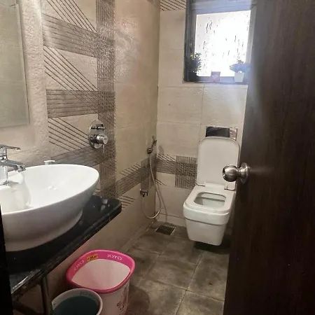Skyline Oshiwara 2bhk-andheri