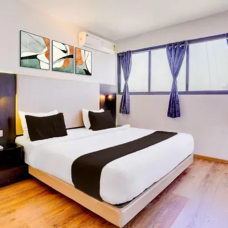 Collection O Exhibition Centre Goregaon 3*