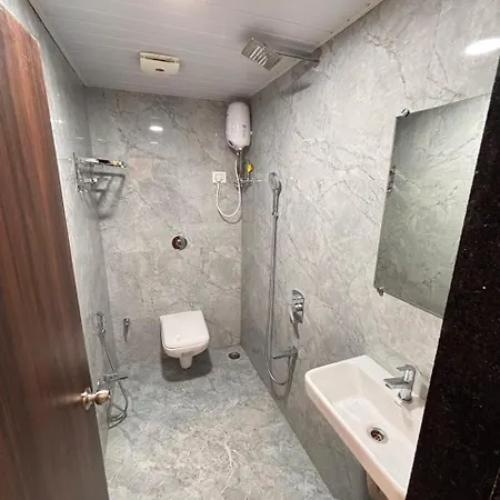 Wavelash Hotel 3*