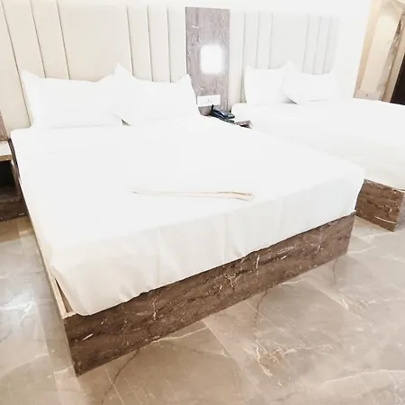 Guest house Richie Residency Mumbai