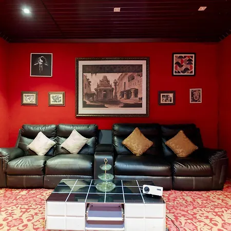 Pearl Palace 4-bedrooms By Spacez With Private Theatre & Terrace Villa Mumbai