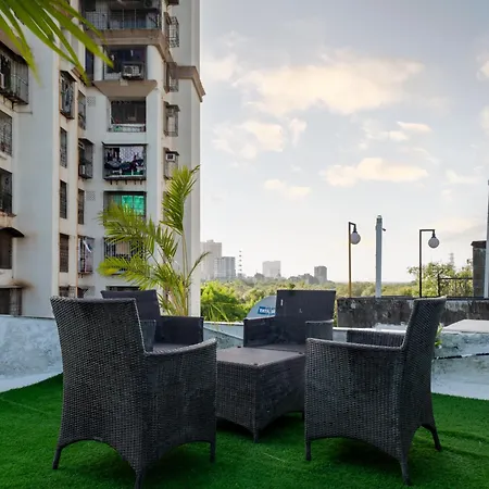 Pearl Palace 4-bedrooms By Spacez With Private Theatre & Terrace Mumbai