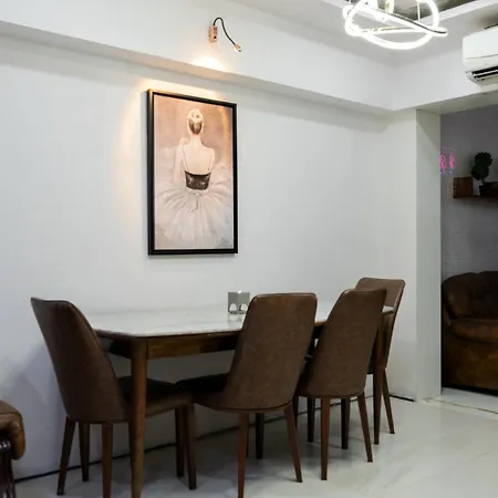 Pearl Palace 4-bedrooms By Spacez With Private Theatre & Terrace Villa *