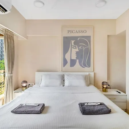 Tao Private 3bhk In Bandra Apartment *