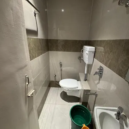 Hotel Rishi Palace Ashlfa Metro 3*