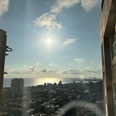Sea View With Balcony * Mumbai