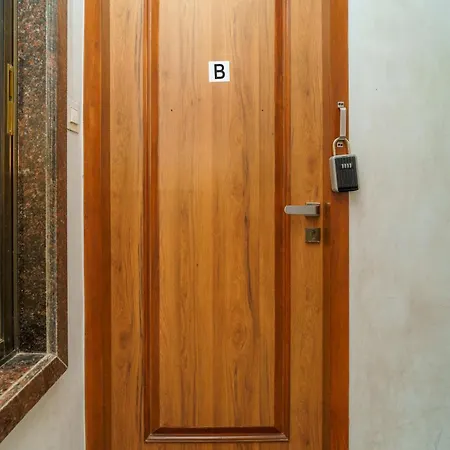 Apartment Imperial Premium Khar W