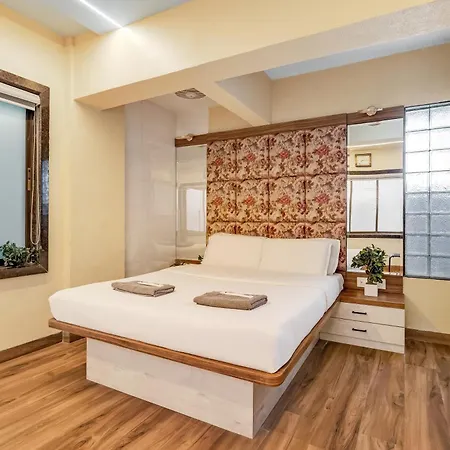 Apartment Imperial Premium Khar W Mumbai