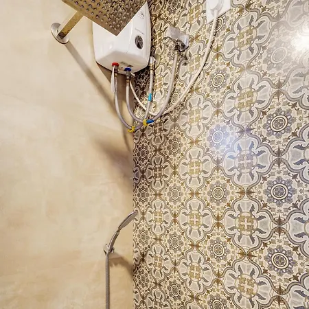 Imperial Premium Khar W Apartment *