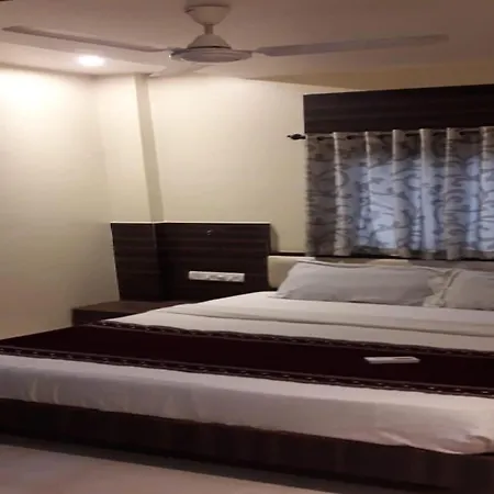 O Golden Hotel 3*