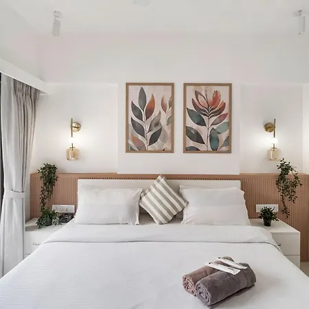 Evara 1bhk Khar W By The Company *