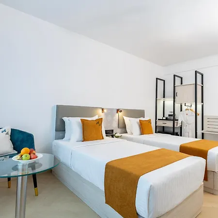 Kohinoor Continental, Airport Hotel 4*